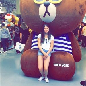 Meet your Posher, Ashley